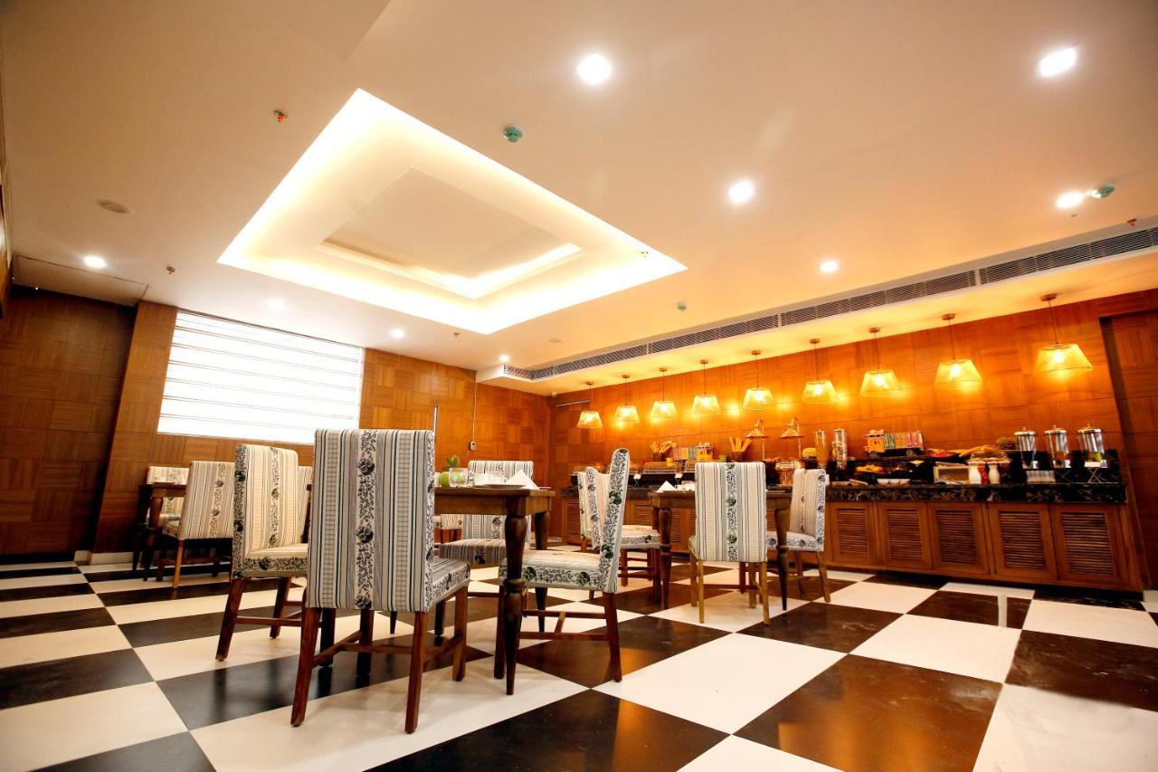 The Fern Residency Noida Hotel Exterior photo